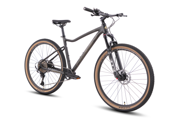 Q10 blk F